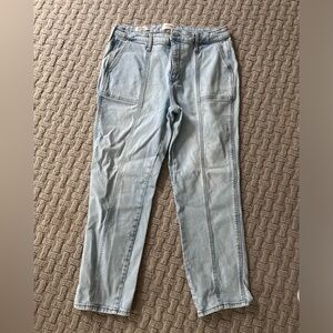 Universal threads light washed jeans